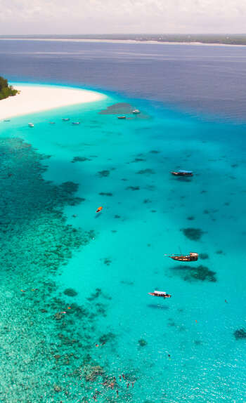 Les divers îles et atolls